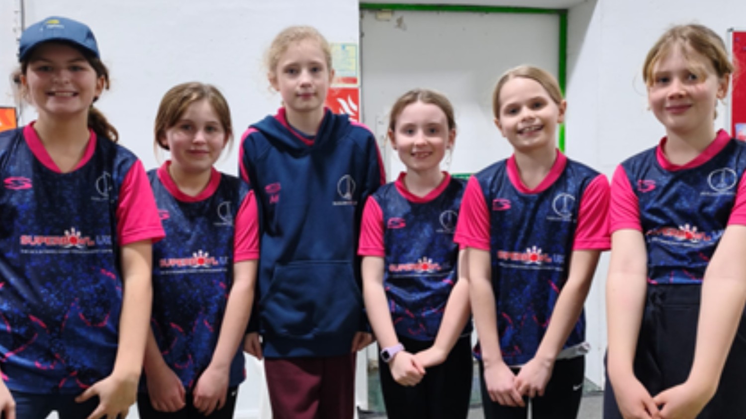 U11 Girls Hold Their Nerve for Brilliant 10 Run Victory!